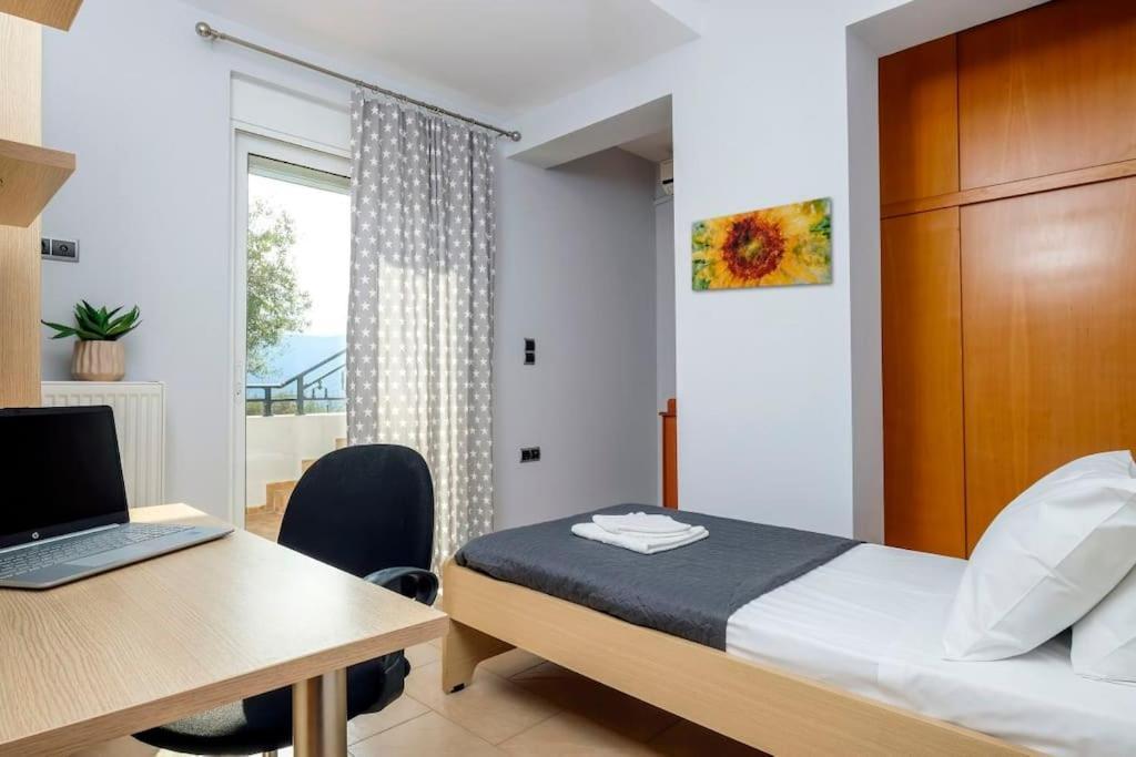 Bay View Apartment Chrissi Akti Chania Exterior foto